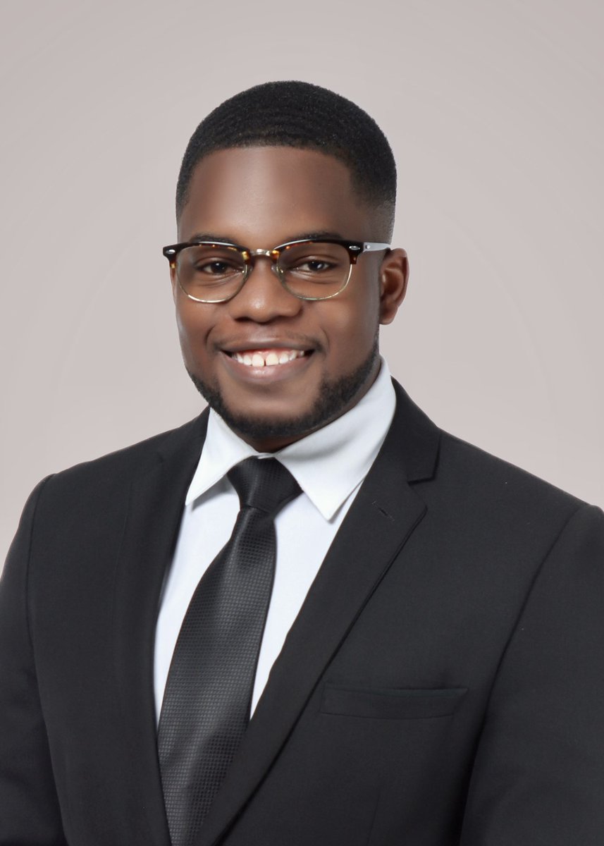 JD_wyer's tweet photo. ⁣God is faithful!⠀
⠀
Jonathan A. St. A. Dwyer LL.B, LEC ⠀
Valedictorian (Class Speaker)2020⠀
         ⠀
Rise above everything 🙌🏾⠀
#AttorneyInWaiting #DJ7 https://t.co/xEek04Txmi