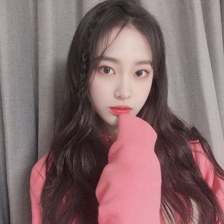 #ZOA #조아 ♡ #WEEEKLY #위클리 
<a href="/_Weeekly/">Weeekly (위클리)</a>