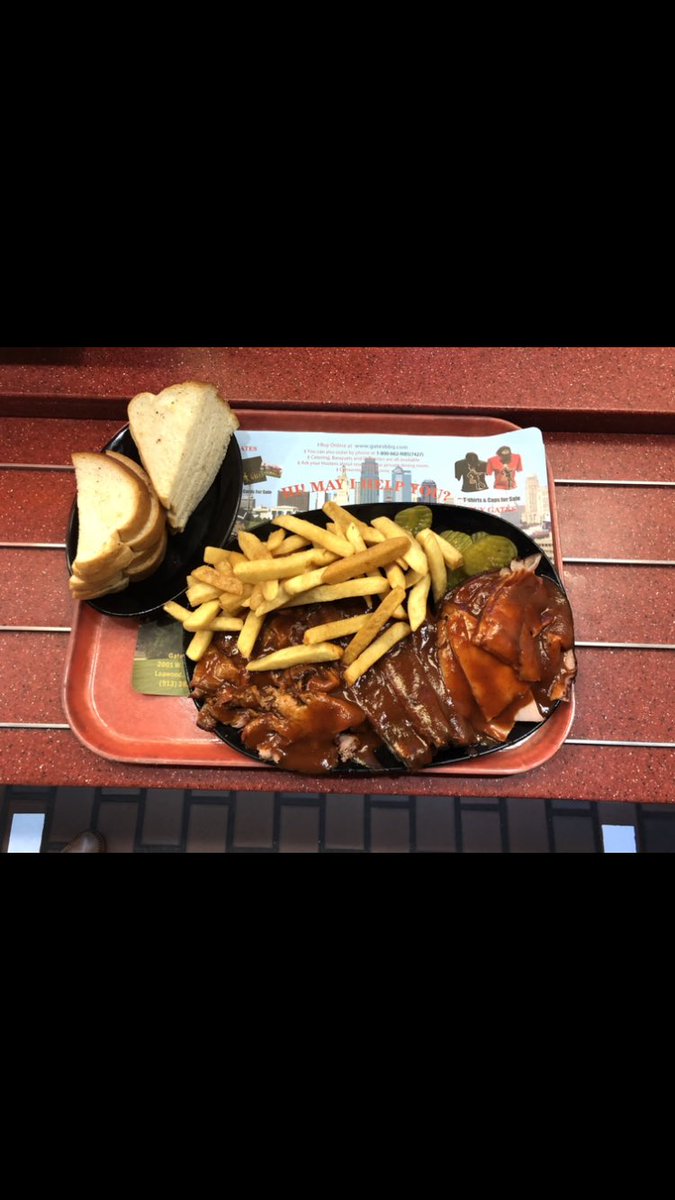 When you go to Midtown with Chico....<a href="/Trey_Moon/">Trey Moon</a> <a href="/MidtownChico/">ChicofromMidtown</a> #mixplate #yampieplease