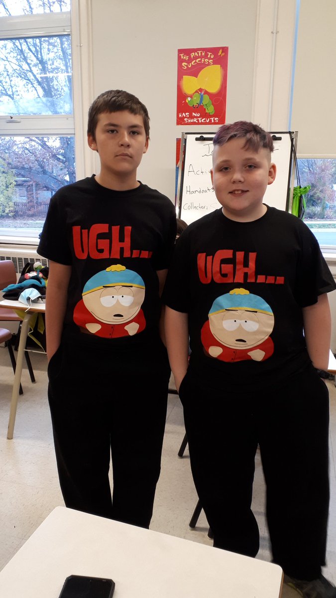 devon_middle's tweet photo. Look who I have twinned with! #classbubbles #twinday #Halloween2020 https://t.co/RaLfbhnfEL