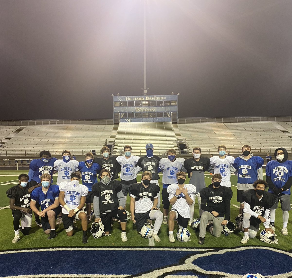 hdvfootball's tweet photo. 𝗟𝗶𝗳𝗲 𝗶𝘀 𝗮𝗯𝗼𝘂𝘁 𝗺𝗼𝗺𝗲𝗻𝘁𝘀. 𝗠𝗼𝗺𝗲𝗻𝘁𝘀 𝗯𝗲𝗰𝗼𝗺𝗲 𝗺𝗲𝗺𝗼𝗿𝗶𝗲𝘀. 𝘛𝘰𝘯𝘪𝘨𝘩𝘵 𝘄𝗮𝘀 𝗮 𝗺𝗼𝗺𝗲𝗻𝘁.

𝚂𝚎𝚗𝚒𝚘𝚛 𝚝𝚊𝚌𝚔𝚕𝚎 𝟸𝟶𝟸𝟶

𝗣𝗥𝗜𝗗𝗘 | 𝗔𝗧𝗧𝗜𝗧𝗨𝗗𝗘 
𝗦𝗔𝗖𝗥𝗜𝗙𝗜𝗖𝗘| 𝗪𝗜𝗟𝗟

#hd𝗣𝗔𝗪𝗦up🐾 https://t.co/uXx9Pj0jIm