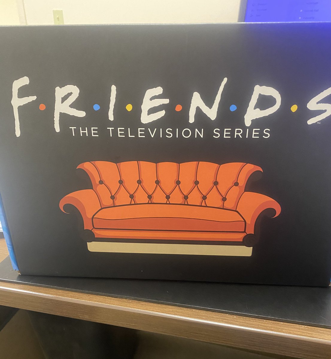ILuvMyTide's tweet photo. It’s finally here!! @theculturefly @FriendsTV #FriendsBox 😂 Omgosh I love it all! Can’t wait to take it home and unwrap everything! Thank you so much!! ❤️ 🦞 🐥🦆 #HowYouDoin https://t.co/QbD1DVlfL8