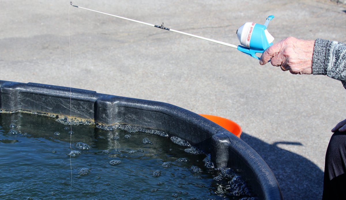 ImmanuelComm's tweet photo. Our team at Immanuel Fontenelle, along with a little help from @TractorSupply and Nebraska Lake Management, LLC worked to create a fishing stock tank for residents right on campus. What a special day &amp; what a great catch!  #HereforSeniors #UnforgettableExperience #NebraskaFishing https://t.co/FLzEnCxLGs