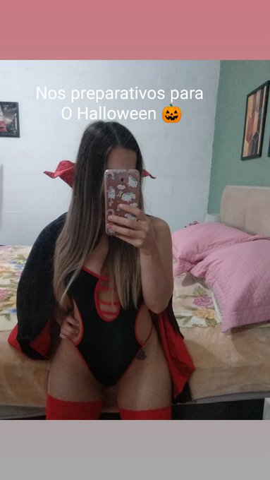 Preparando conte&uacute;do 🧛&zwj;♀️ https://t.co/xhkM9T8twN<a href="/tag/newprofilepic"class="tags"><span>#newprofilepic</span></a>