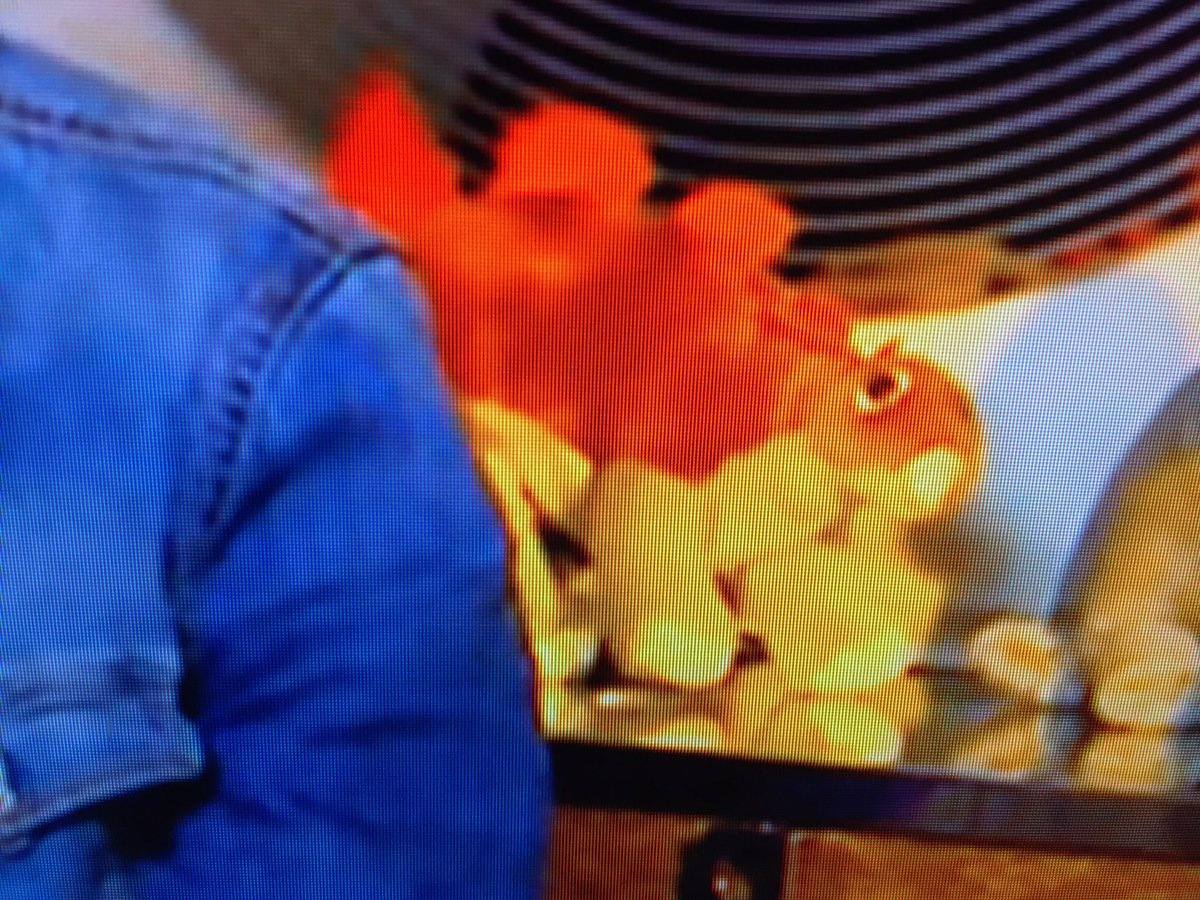 DrSmokyFurby's tweet photo. @stumpyface are you sure that wasn’t you in @CBeebiesHQ‘s Bedtime Hour today? https://t.co/IGrSQYJFwV