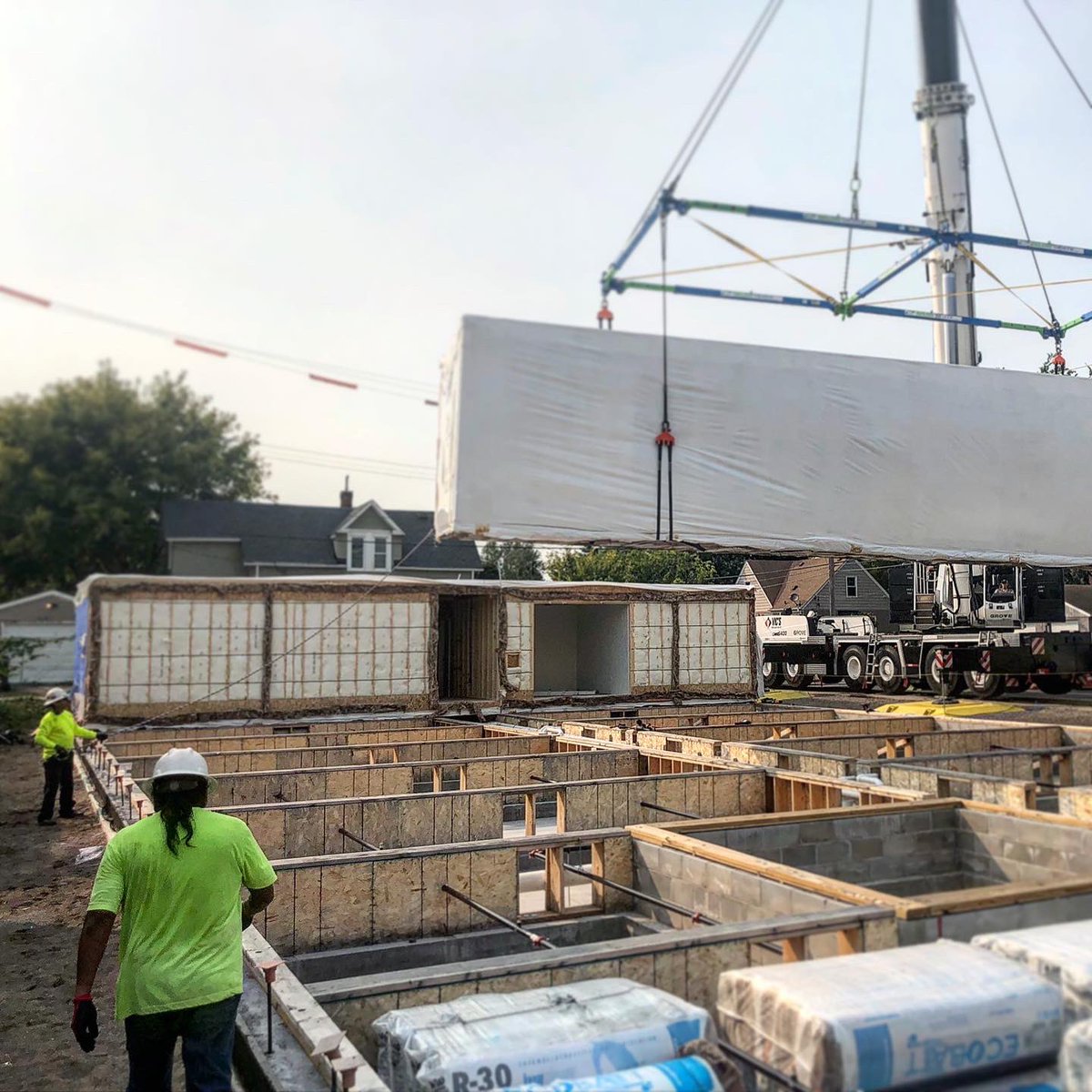 luxconst's tweet image. Crazy innovation over at Rise Modular!