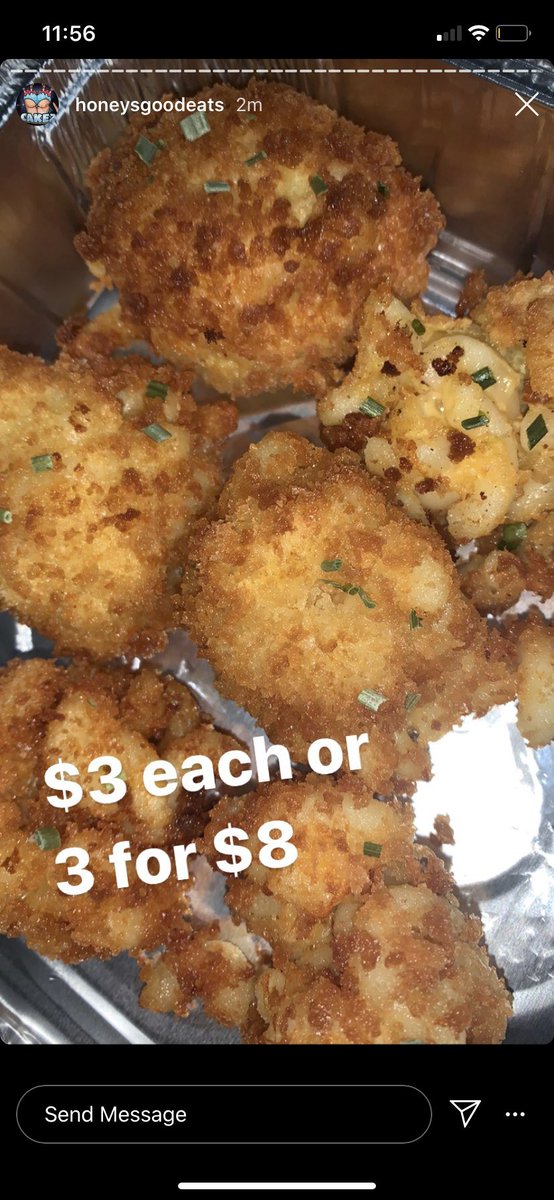 Honeylizziee's tweet photo. Hi guys! I’ve been doing my own catering/ plates for people! Follow my page 😇 Business has been booming &amp; I just started 2 days ago! THANK YOU to everyone supporting 🙏🏼😎 https://t.co/dCZAe9aF3g