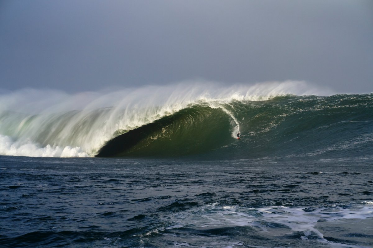 Surfline_EUR's tweet photo. Conor Maguire, today, Ireland. Pic by Conor Flanagan// Red bull. More to come. https://t.co/DVweenClGl