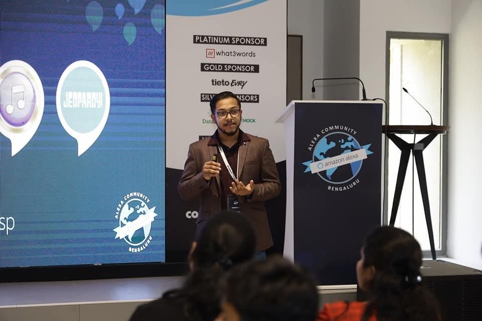 Vixen_Labs's tweet image. ⛰ Biggest challenge in voice app dev
1️⃣ One key message for new devs
🏆 Participating in (and winning) a hackathon

Our awesome Conversational Design Engineer, @the_dream_saver, spoke to @voiceappdevs about his experience in voice design: voicedevs.io/blog/on-buildi…