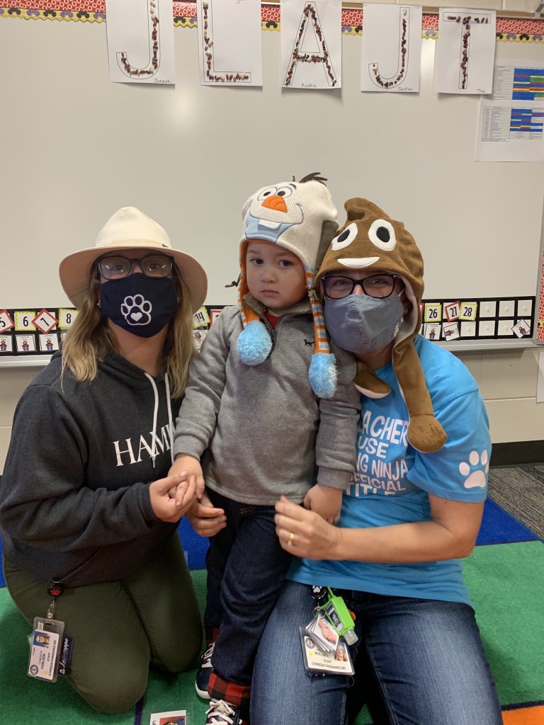 PhillipsECSE's tweet photo. Put A Cap On Drugs!!!
#DrugFreeCFISD #RedRibbonWeek2020 #hamiltonpride
@Hamilton_Lions https://t.co/WXPXQdRKCb