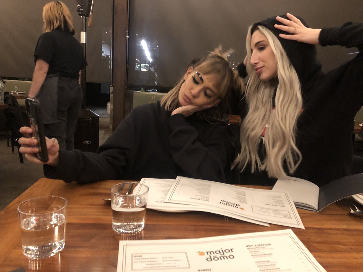 JayZito's tweet photo. I miss going for dinners and being ignored by my hot friends @rejaniced @Abella_Danger Love you guys 😊😂 https://t.co/5dKA3neXch