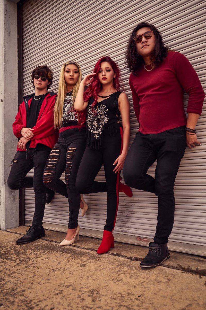 TheRozyOfficial's tweet photo. We can’t wait to rock out with y’all live next weekend at “The Well” in Surfside and with @litafordofficial at @warehouselive on December 11th!! Make sure to click the link in our bio to get some tickets ♥️🤟🏻
.
.
.
📸 - @johnniesommer 
#musicians #music #altrock #altpop #poprock https://t.co/rjCZEyD2U2