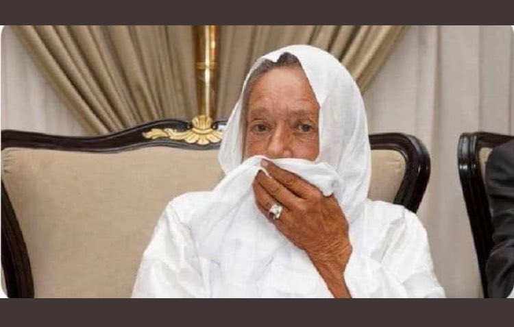 ويقر الفرنسيون أنفسهم بالعجز أمام الإسلام
الذي يحاصر فرنسا منذ عام 114 للهجرة حتى يومنا هذا
اقرؤوا ماذا قال غبريل هانوتو :( لايوجد مكان على سطح الأرض إلا و اجتازه الإسلام فهو الدين الوحيد الذين يميل الناس إلى اعتناقه بشدة..)
#مقاطعه_المنتجات_الفرنسيه1