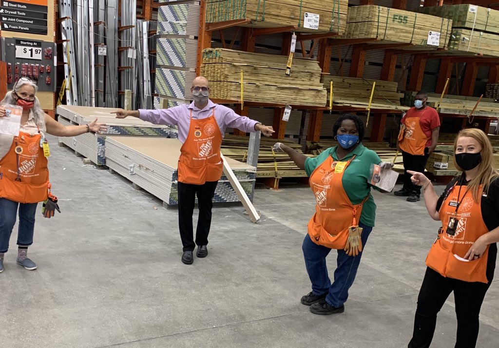 Jacob (@jacob02usmc) on Twitter photo Check out Lisha & Julie at 6320! Awesome cashiers providing accurate, speedy, and friendly service. Thank you for all your energy and effort! @a_2da_j <a href="/6320SMdexpinto/">Dexter A. Pinto</a> @PennyPaladino #CAM Check out Lisha & Julie at 6320! Awesome cashiers providing accurate, speedy, and friendly service. Thank you for all your energy and effort! @a_2da_j <a href="/6320SMdexpinto/">Dexter A. Pinto</a> @PennyPaladino #CAM