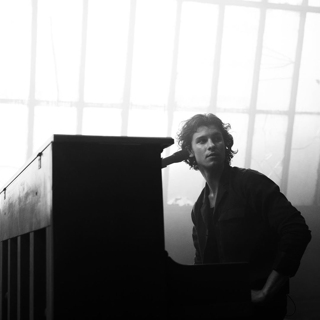 ShawnMendes's tweet photo. By @JosiahVanDien https://t.co/8qMYDYN6bp