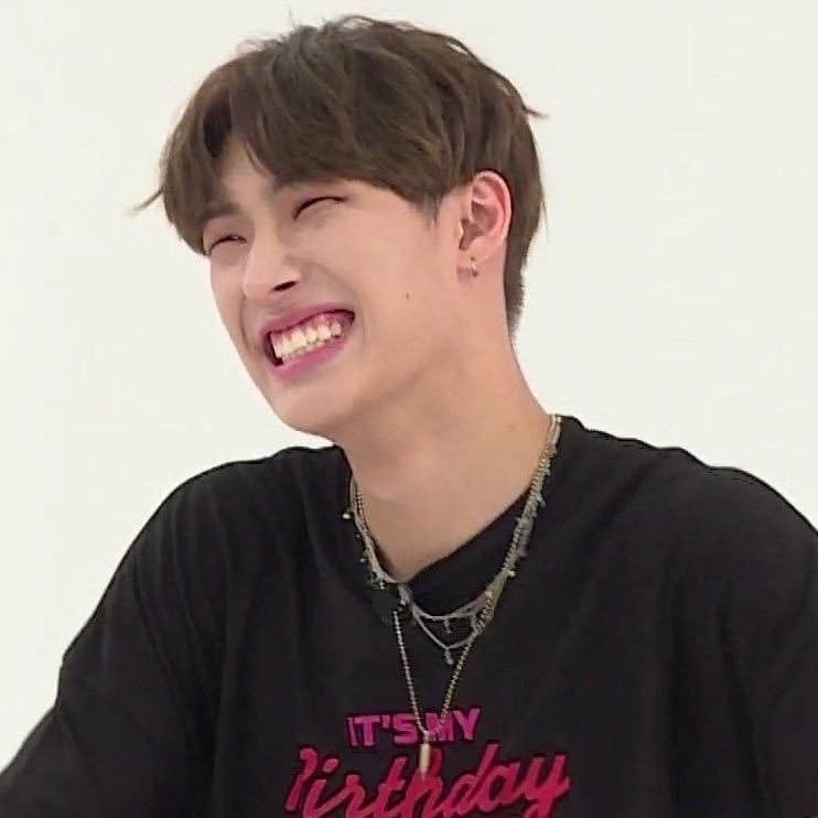 mingithink's tweet image. mingi smile for the tl!