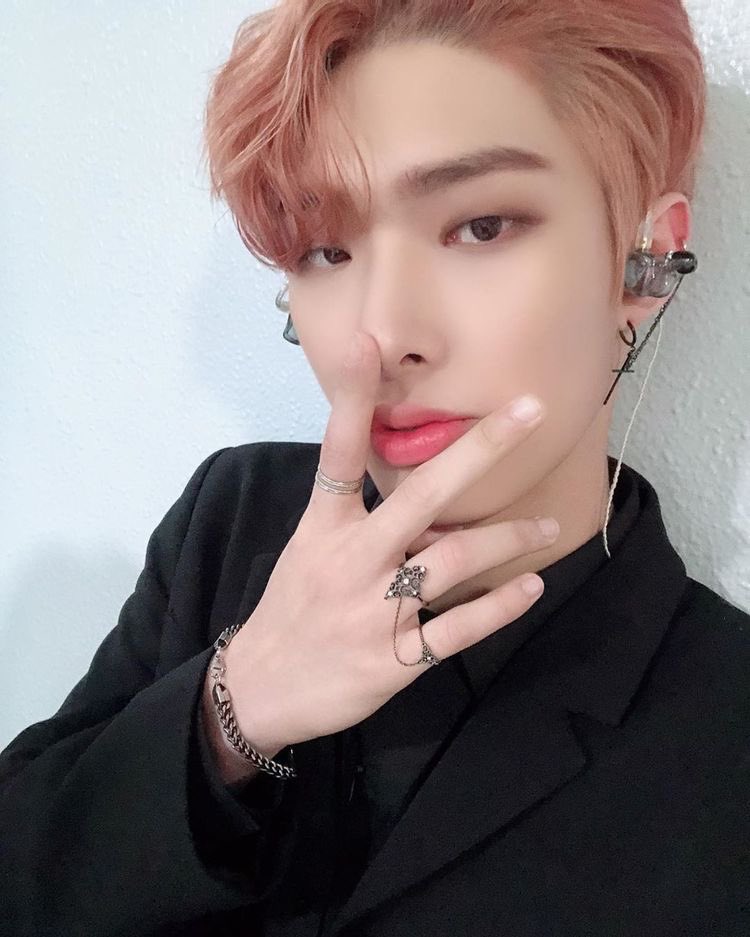 mingithink's tweet image. okay im gonna go play dead by daylight i love u guys!