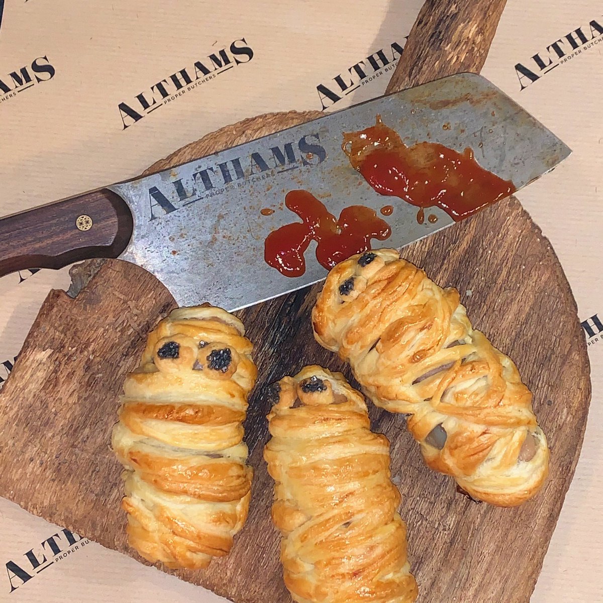 Why not try and make your very own Halloween Sausage Mummies, with our scrumptious Sausages they're the perfect spooky snack for all. 🎃👻

Head over to our website for the recipe. 

theproperbutchers.co.uk