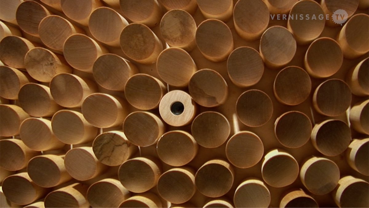 vernissagetv's tweet photo. New video: VTV Classics (r3): Daniel Rozin: Fabrication / Bitforms, New York (2007) https://t.co/RsEQhQxqnz #VTVClassics https://t.co/VbF9lpeBB9