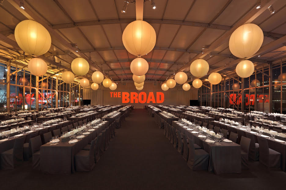 airstaramerica's tweet photo. Whether it's a temporary or permanent lighting installation, there's just nothing quite like Airstar!
#WeAreAirstar #balloonlight #lightingballoon #eventlighting #arealighting #eventplanning #eventproduction #eventprofs #experientialmarketing #tentlighting #architecturallighting https://t.co/1klLDn4Cnm