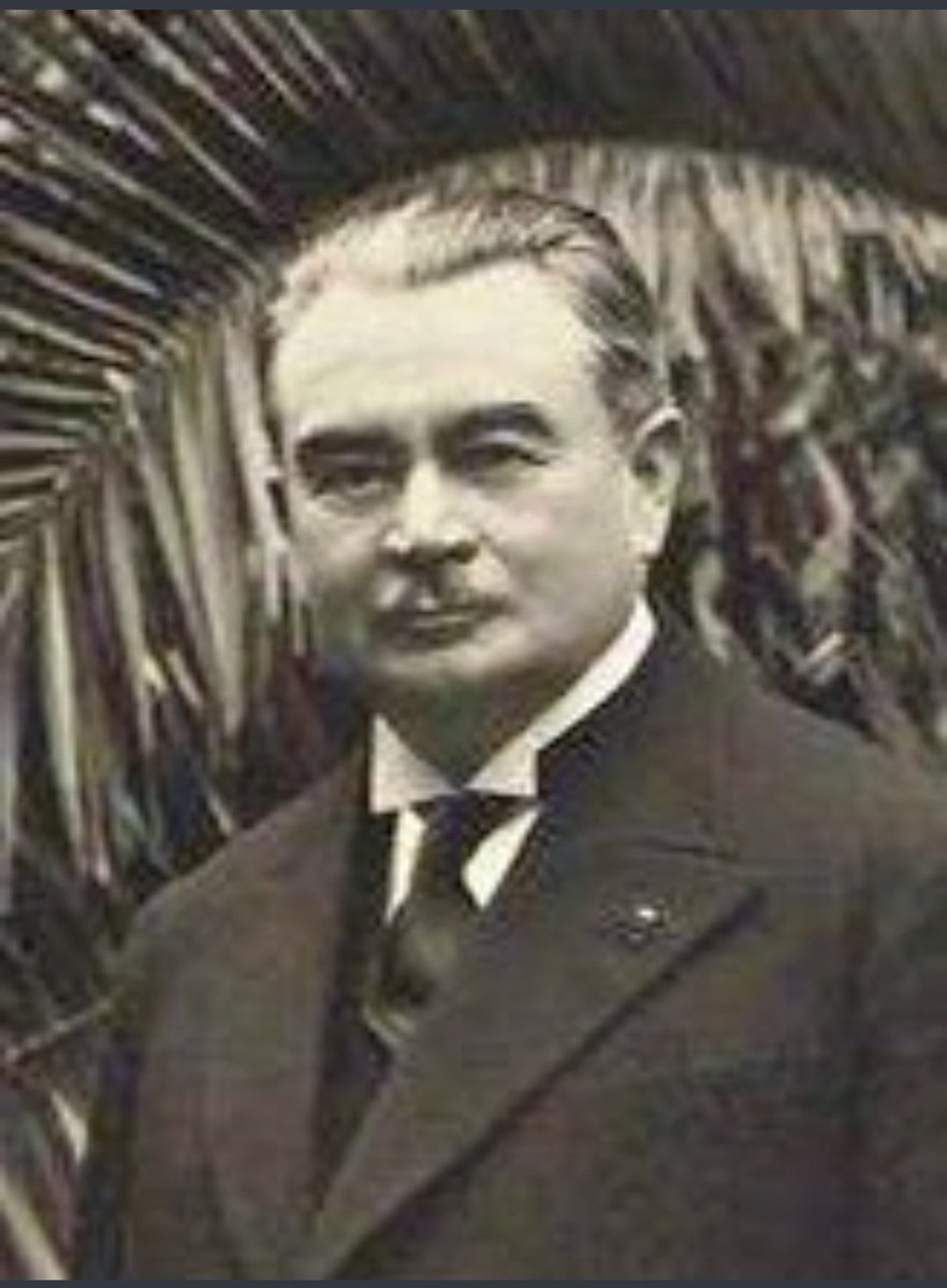 وأطلق الحاكم الفرنسي للجزائر جول كارد
محاكم تفتيش جديدة بحق المسلمين في الجزائر ذهب ضحيتها أكثر من مليون جزائري والهدف؟
اجتثاث القرآن واللغة العربية
===
هؤلاء اليوم من يحاضر عن حريات الشعوب وحقوق الإنسان
#مقاطعه_المنتجات_الفرنسيه1