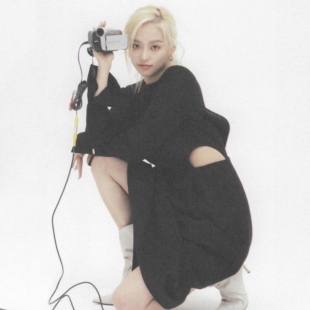 lowqyeeun's tweet photo. https://t.co/VeH3eEbSgr