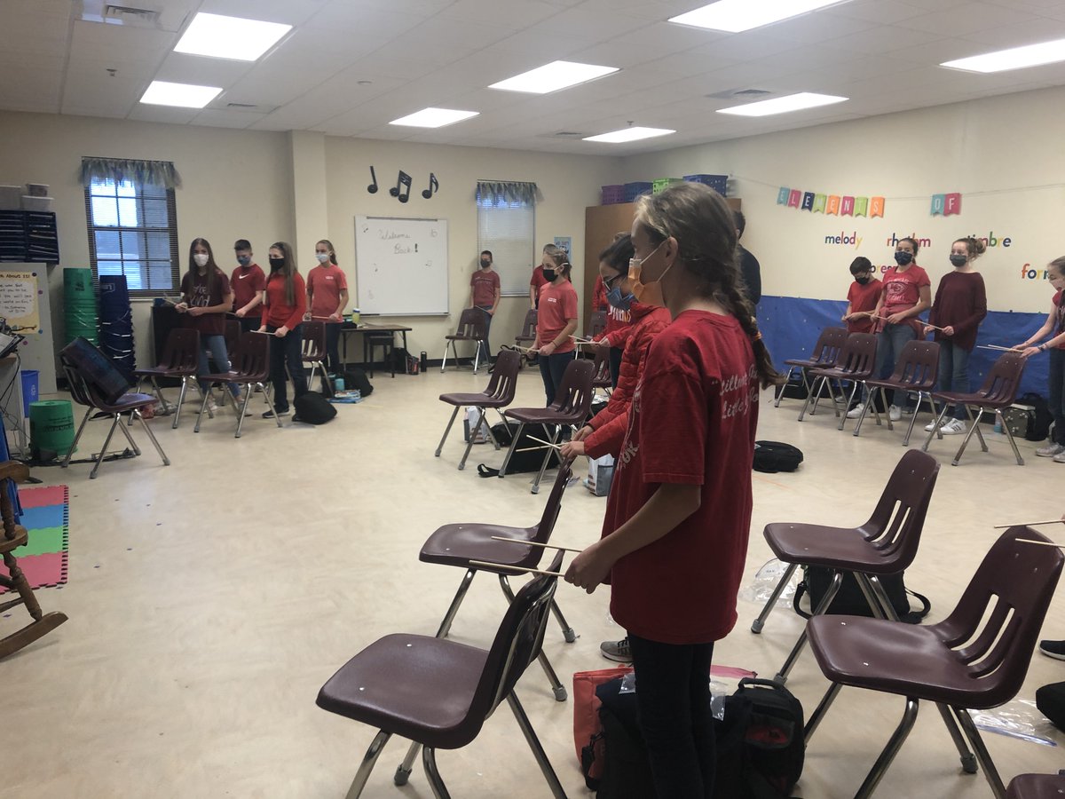 SienaSaintsICT's tweet photo. We're having a blast today getting active in 1st grade and learning some drumming in Music! We love how our teachers find such creative ways to have fun while staying safe 😊 https://t.co/BVa60HIoo6