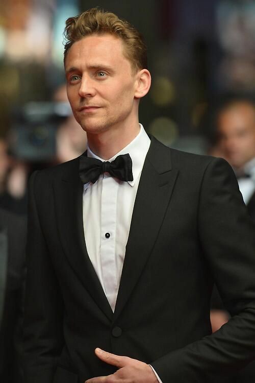 Tom Hiddleston wearing a bow tie - a necessary thread
