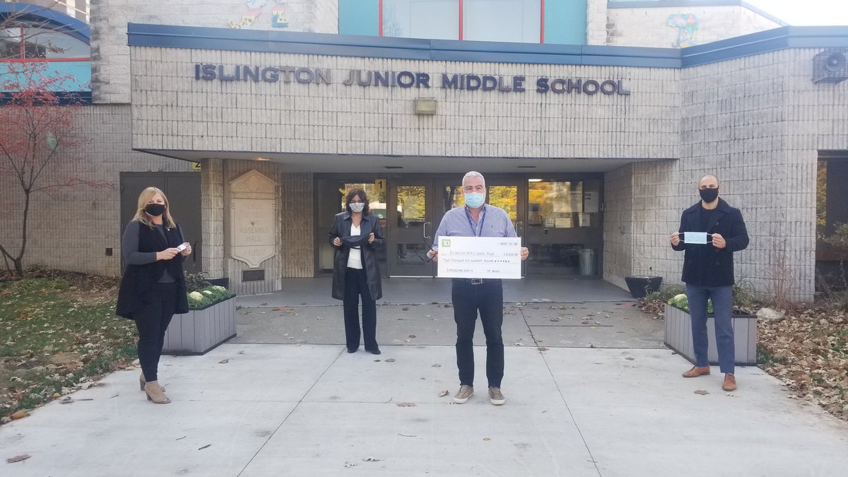 TDSB_Islington's tweet photo. A Big Thank you to our #partners at the Etobicoke TD branches for the generous $2600 donation towards school wide fanny/safety packs   #wellbeing #SafetyFirst 
@d_ariganello @BibiAlliTD @tdsb @DebbieDonsky @s_spyropoulos @NunziataPatrick https://t.co/42JvOeIBd6