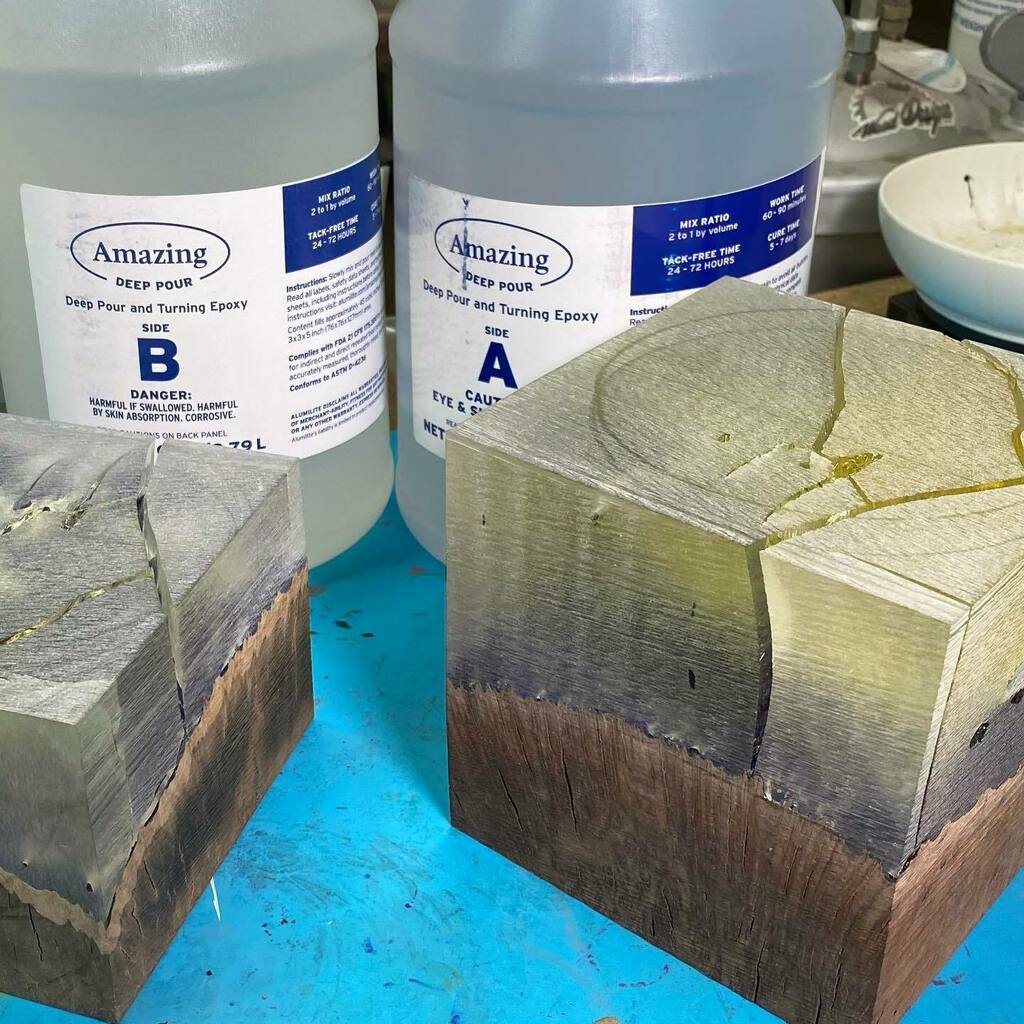 Resin_Werks's tweet photo. Going to fill the cracks in these cube blanks on the livestream today. Hopefully we can salvage them and create some cool pieces!
See you at 3pm pacific time on my YouTube channel 😀
#salvageoperation #resintime #resincasting #nomistskesjusthappyac… https://t.co/nfVQf5IqyP https://t.co/b91iegtU1y