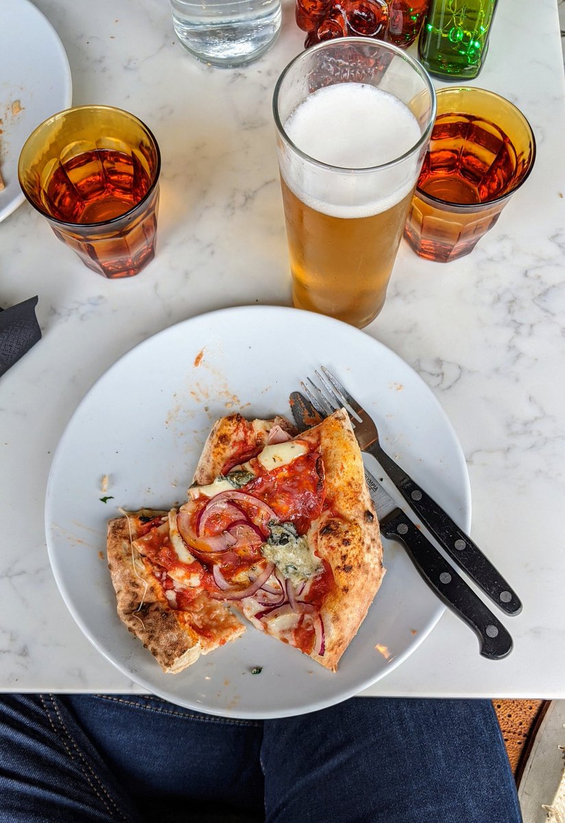 revjdouglas's tweet photo. Exceedingly good amounts of writing in my three study days &amp; helped today by 'bottomless pizza' brilliance from @motopizzauk Every high street needs one! Thankful &amp; bloated! 
#AnnualLeave #PhdLife #GoodTimes https://t.co/MuGZJ90pp8