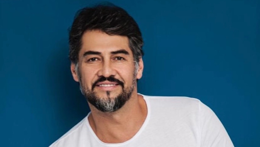 UNIVERSO tweet media