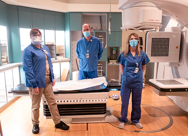 ahnw's tweet photo. You should never feel alone in your journey with breast cancer. Our cancer-fighting team is here for you. #BreastCancerAwareness #RadiationOncology #CancerTeam https://t.co/FMbViStqau