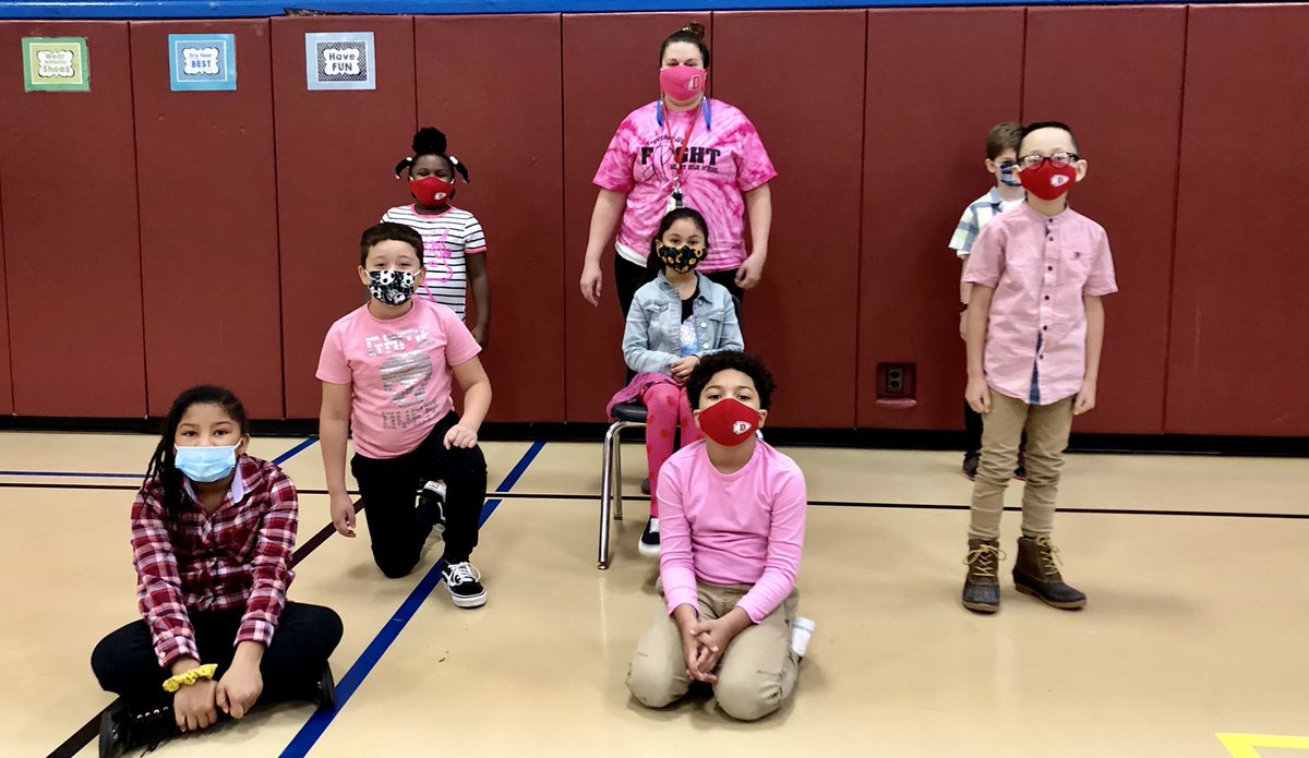 Irving_School's tweet photo. Three cheers for our Irving family! They raised $314 today to help our community tackle breast cancer! Thank you everyone! #weareirving #PinkOut2020 https://t.co/iXE6WUBkDK