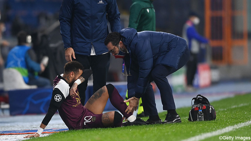 sporza's tweet photo. PSG wint in Turkije, maar verliest Neymar met een blessure #UCL #BASPSG
https://t.co/IySDfOVZHZ https://t.co/IPgqb32La7