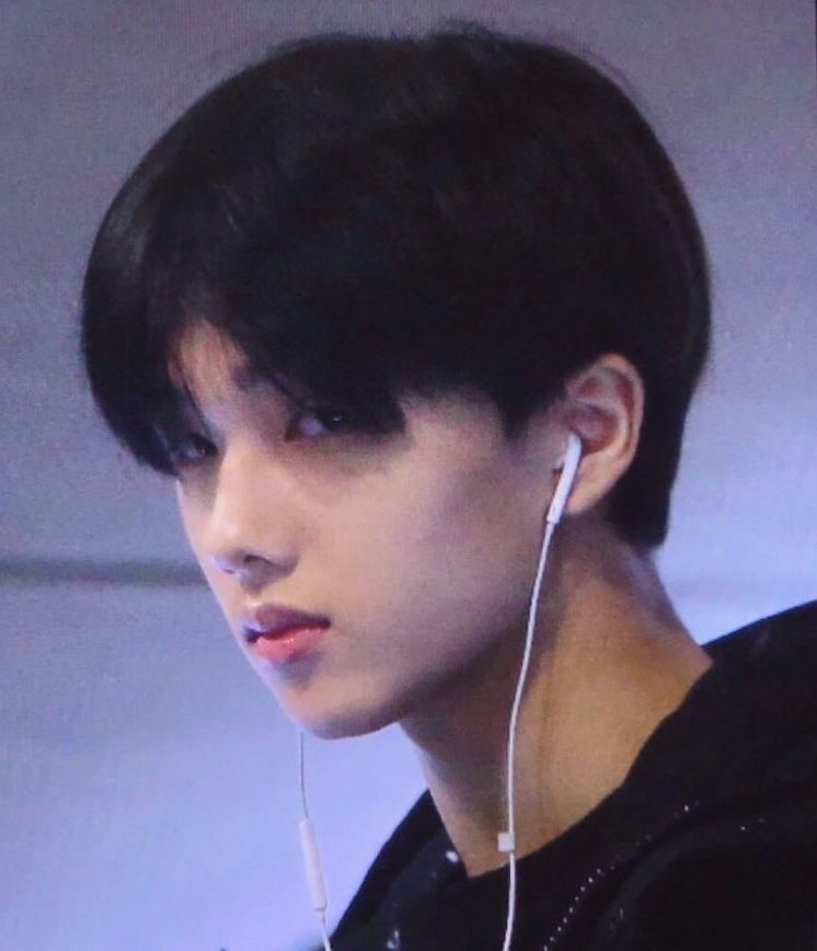 emo jisung, a thread