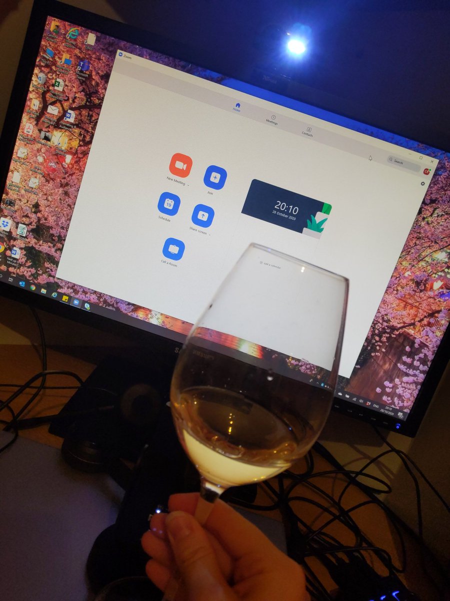 CarolineJRArts's tweet photo. Thoroughly enjoyed tonight's Zoom networking event with @YPIA_uk Cardiff! Lovely to meet everyone even in lockdown. Thanks to @hazzmd for hosting 🙌 https://t.co/qEc2IZr1EZ