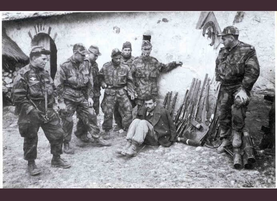 فشل وعجز ماكرون أمام عقيدة الإسلام ليس جديدا فقبله صرح أسلافه قائلين:(كيف تطلبون منا أن نصل إلى ما تريدون أمام شعب حتى بعد أن ندوس على رقبته يظل يحمل رسالة الإسلام في قلبه بل عليه أن يؤديها ولو في قلب فرنسا...) 
#مقاطعه_المنتجات_الفرنسيه1