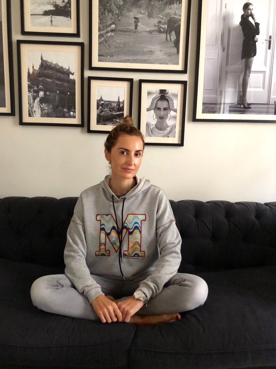 monicadetomas's tweet photo. Re-Think, Re-Cycle, Re-Use ♻️
@mmissoni jumper made with recycle materials from their archives 2015 
#mmissoni #archiviomissoni https://t.co/h5YLEXA1Su