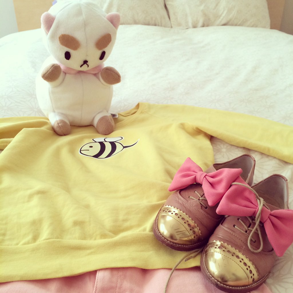 2013 bee & puppycat! can’t find a photo of myself wearing it but i had fun making the puppycat and the sweater! 