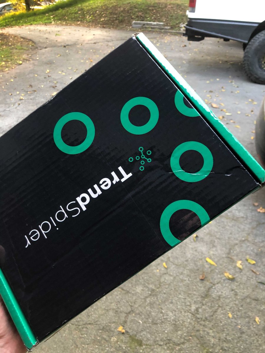 TrendSpider's tweet image. Today was rough for a lot of people. So here is a chance to win something :)

Reply with your guess for the OFFICIAL CLOSE PRICE for $AAPL tomorrow. Note $AAPL earnings after the bell tmrw!

Closest guess wins a Swag Box! 

Rules:
- Guess by 11:59pm CST Today
- 1 Guess per Person