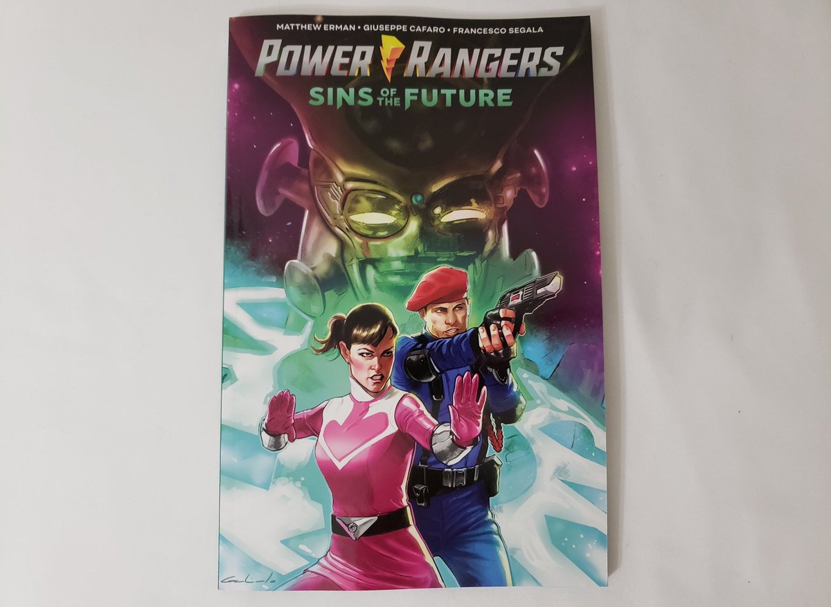 ⚡ Giveaway! ⚡

RT + Like + Follow to win this #PowerRangers Sins of the Future Graphic Novel!

US and Puerto Rico only!

Like my Facebook Page

Facebook.com/razzle1337