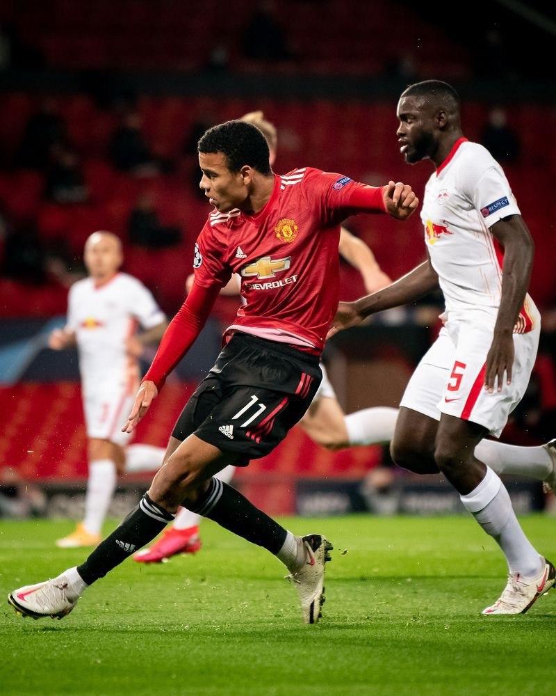 ManUtd's tweet photo. That first @ChampionsLeague goal feeling ❤

#MUFC #UCL https://t.co/bxy0z27mQR