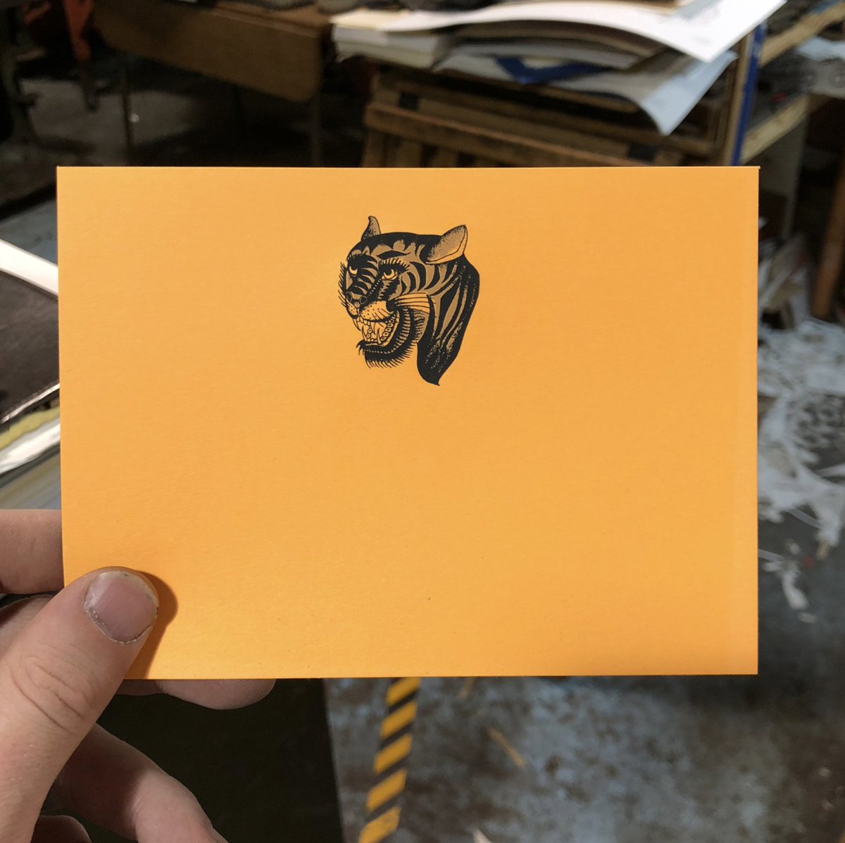 mohawkpaper's tweet image. Printing on #coloredpaper can transform your work.
.
Check out this #engraving demo printed on various Mohawk sheets of a #BertGrimm tiger that he illustrated and etched into a copper plate. The paper choice really influenced the illustration in an unexpected and memorable way.