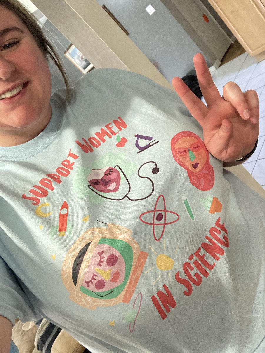 DanielleC00per's tweet photo. Geeking out over my new #ILoveScience and #SupportWomenInScience shirts (love that I can rep the orange one on Halloween, too!) https://t.co/GfGfCiAEhE