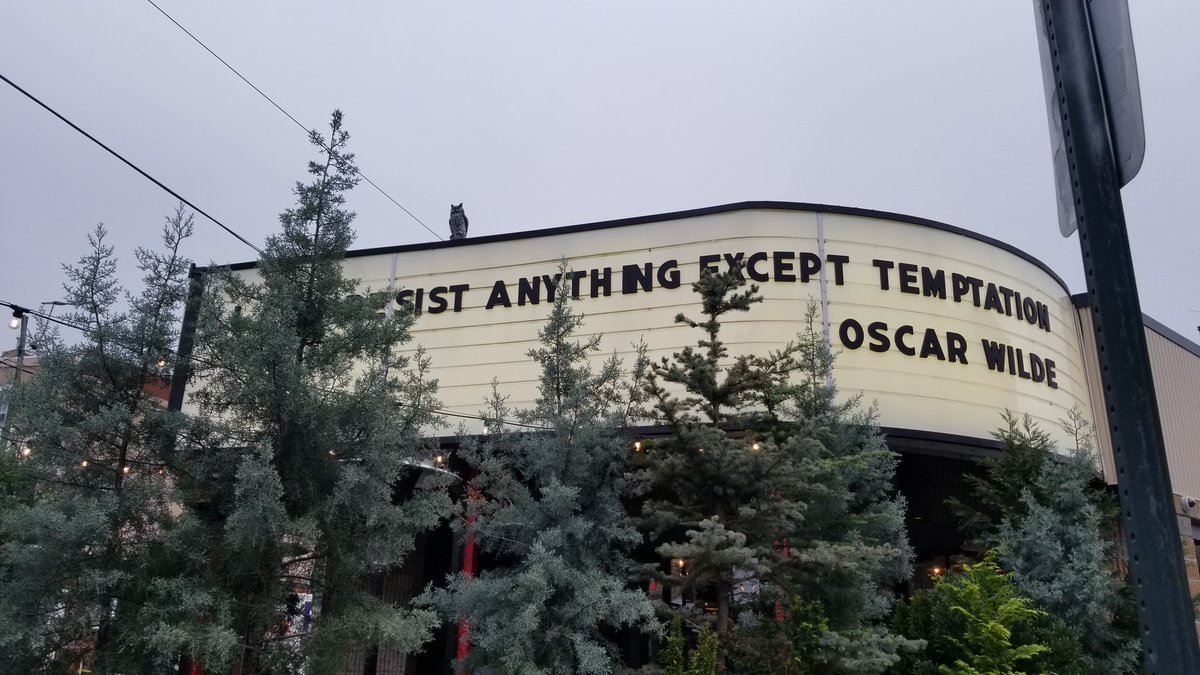 jayess327's tweet image. South Philly before the curfew. All's well. #staysafe out there.  #protestwithpurpose