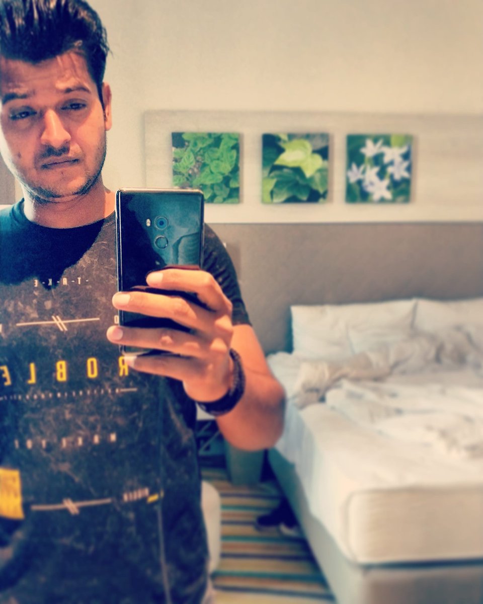 Believe yourself
HR HR mahadew
#varanasidiaries #memories #green #sajan #sajanjaiswal #peerlesssajan #kashi #varanasi #benaras #uttarpradesh #modelboy #trendingnow #trending #artist #bholenath #choreographer #martialartist #dancers #eventplanner #fashionista #guitarist #Lucknow https://t.co/dnk2cl3iW8