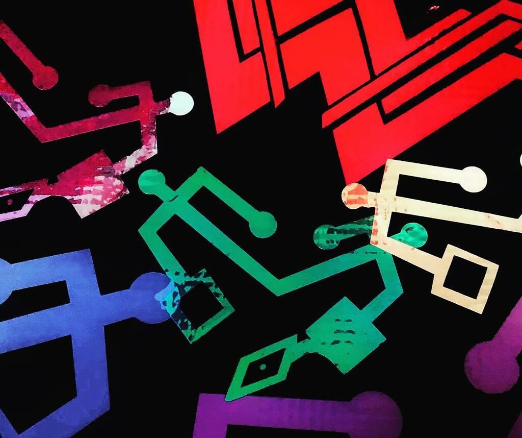 BitchenStickerz's tweet image. #sheraandtheprincessesofpower Heart of Etheria Failsafe in holo colors magenta, blue, and yellow/pink (depends on the light) AND in a smaller size! #heartofetheria #etheria #shera Get them via DM, or bitchenstickerz.com - or on Etsy, Amazon, or eBay