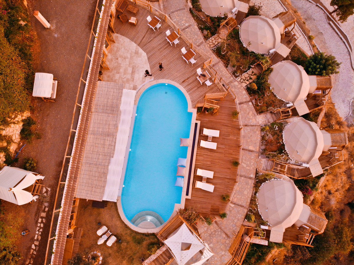 kesingidilmeli's tweet photo. Muğla, Fethiye Kabak Dome Suites’te kalmaya kesin gidilmeli😍 https://t.co/6AVOj3IcsE