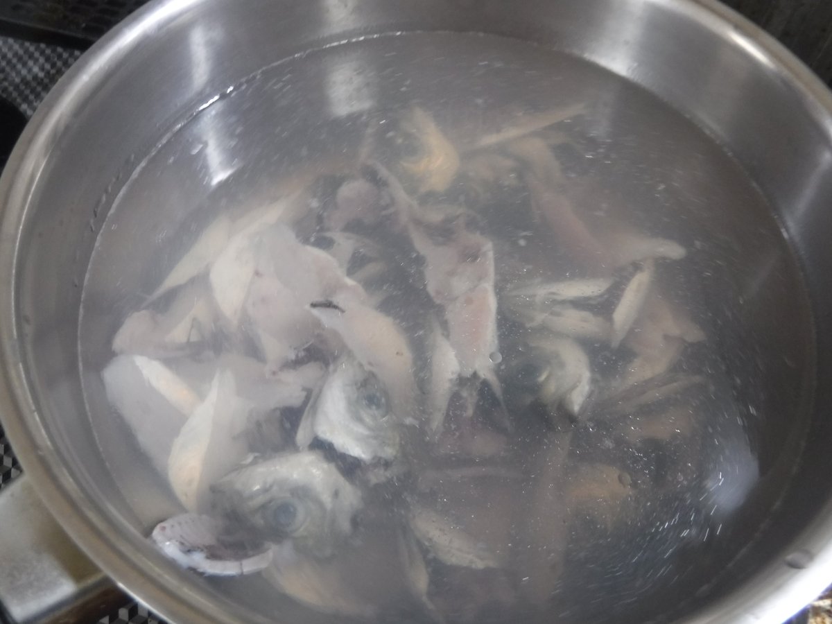 アジのあら汁